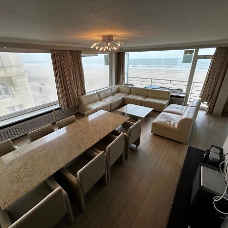 Very Spacious Family Apartment With Seaview T16 Oostende Bagian luar foto